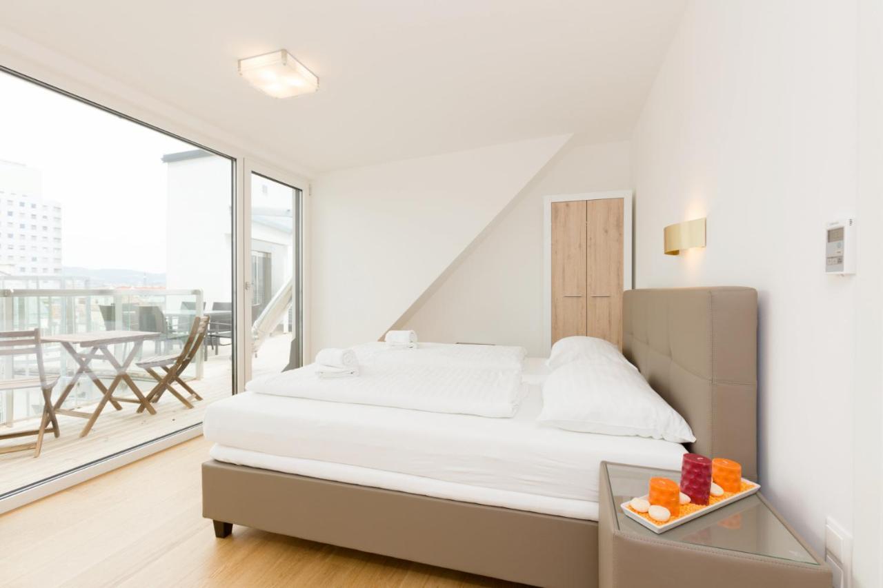 Apartment Riverside Residences